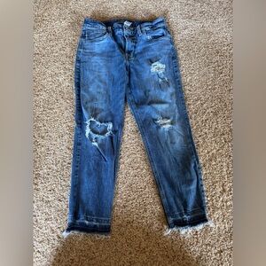 Maurices Cropped Jeans Distressed Style